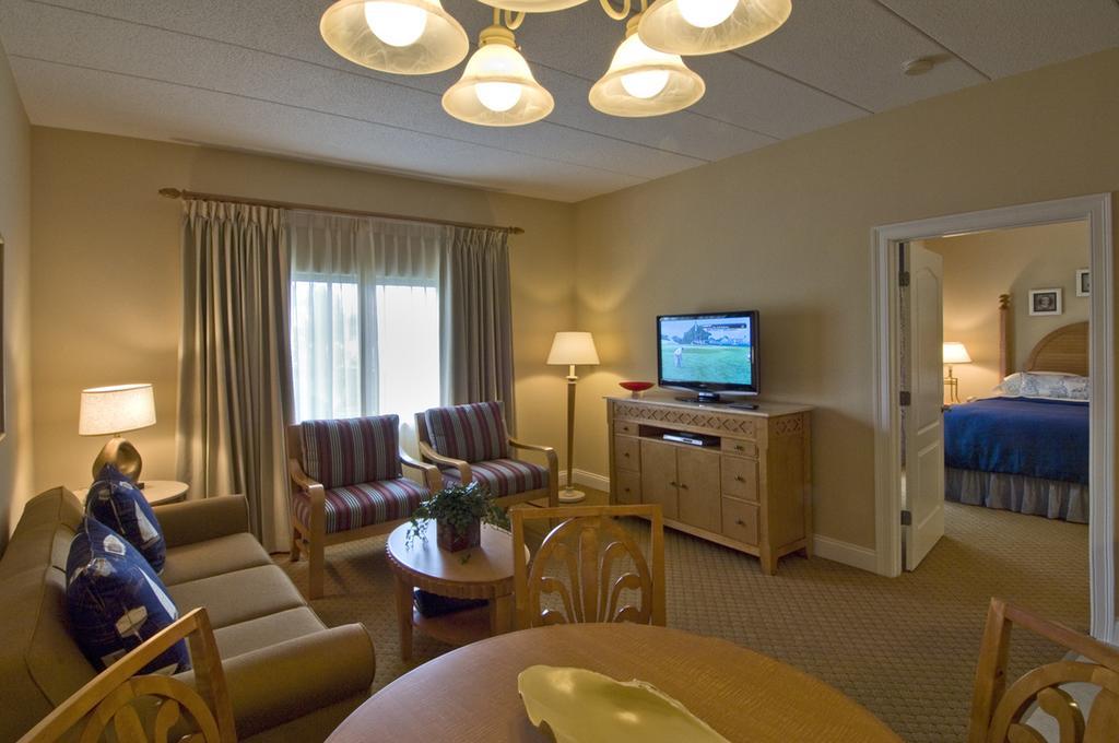 The Cove At Yarmouth Hotell West Yarmouth Exteriör bild
