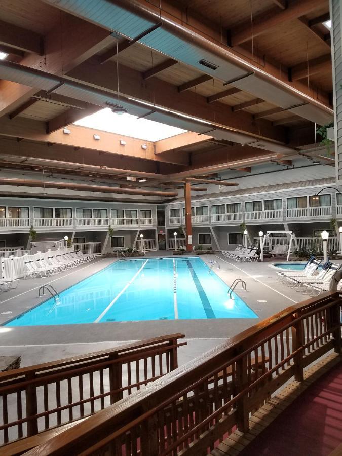 The Cove At Yarmouth Hotell West Yarmouth Exteriör bild